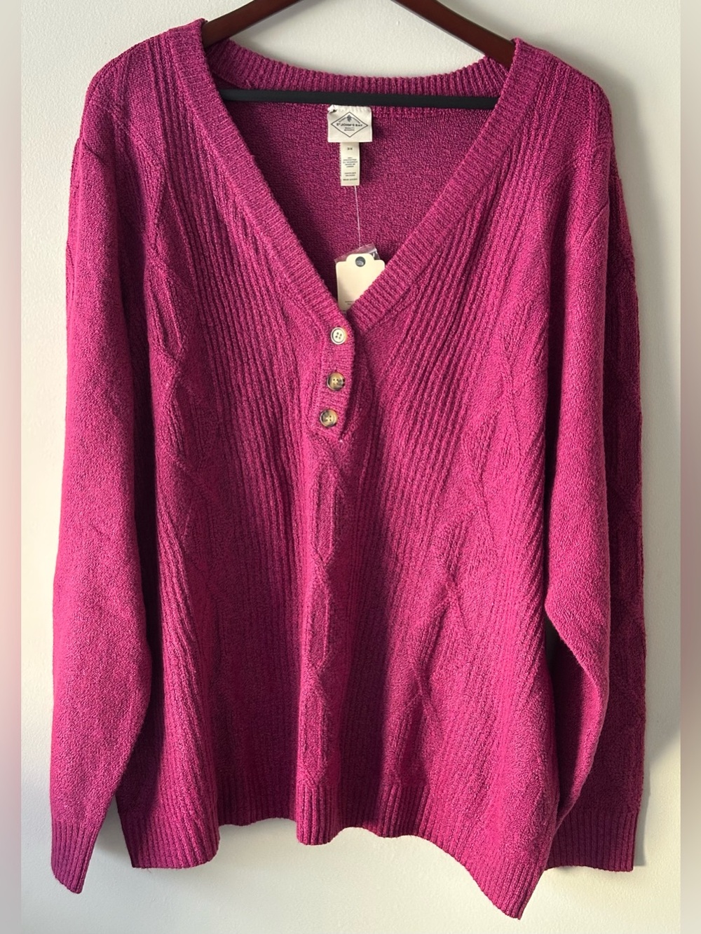 St. John’s Bay 3X women’s sweater NWT fuchsia
